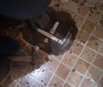 兴国卫生间漏水维修公司为您分享下卫生间渗水如何处理及注意事项